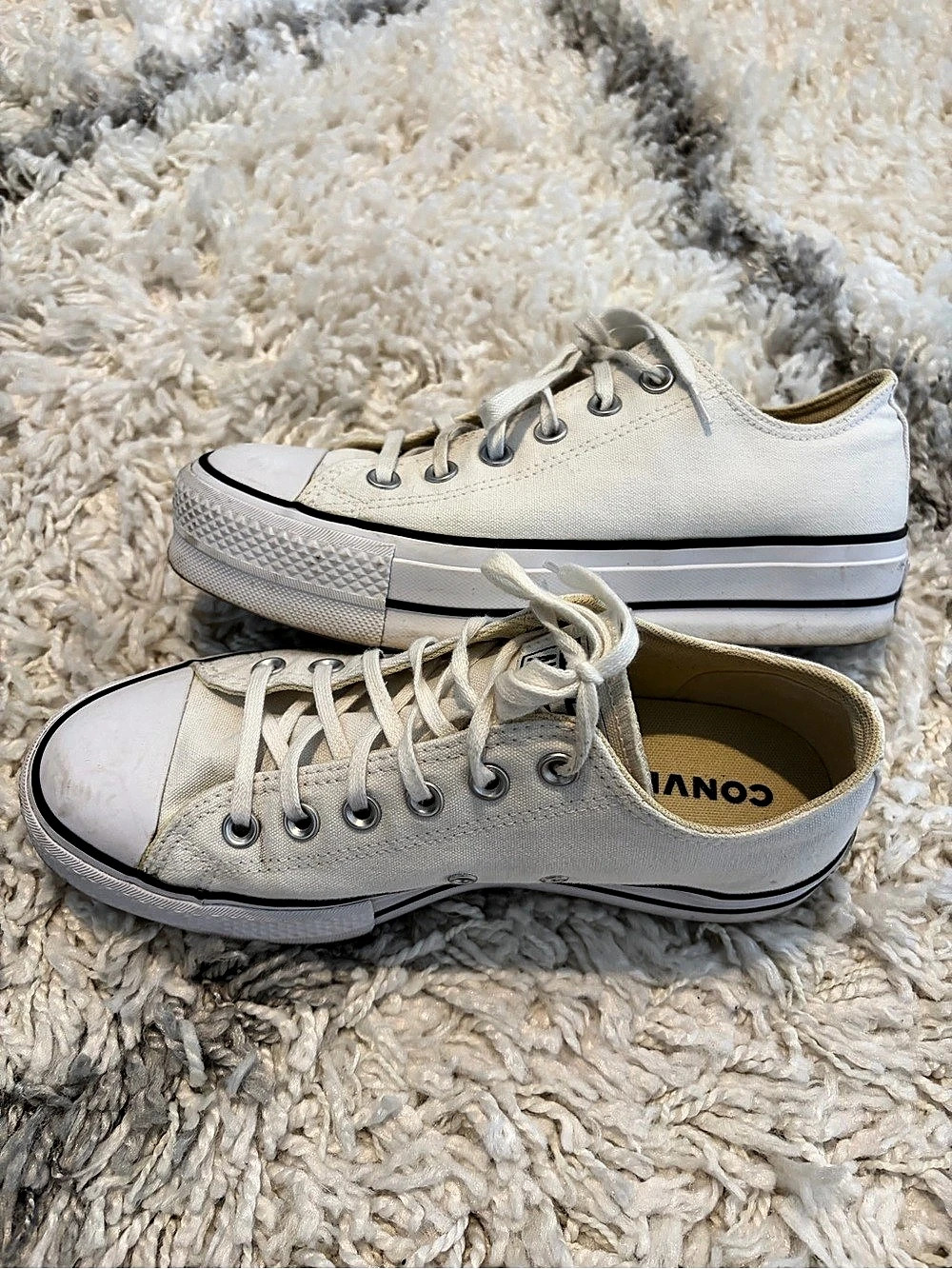 Converse Chuck Taylor All Star White Sneakers
